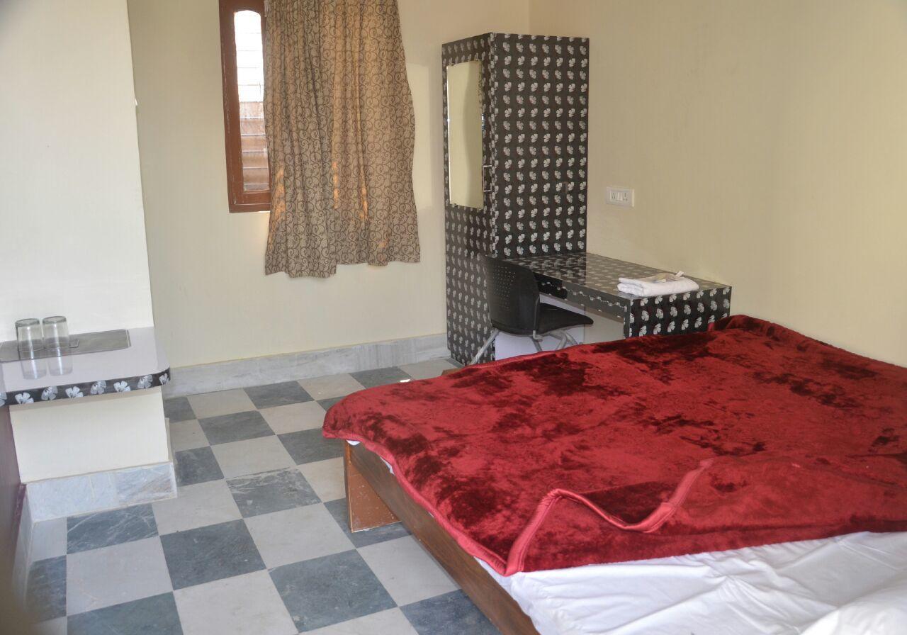 Hotel Vaibhav Raxaul Bagian luar foto